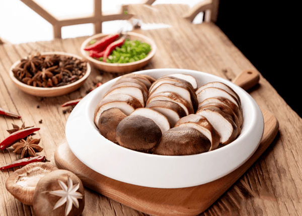 Paddenstoelen hotpot: een vegetarische hotpot vol umami